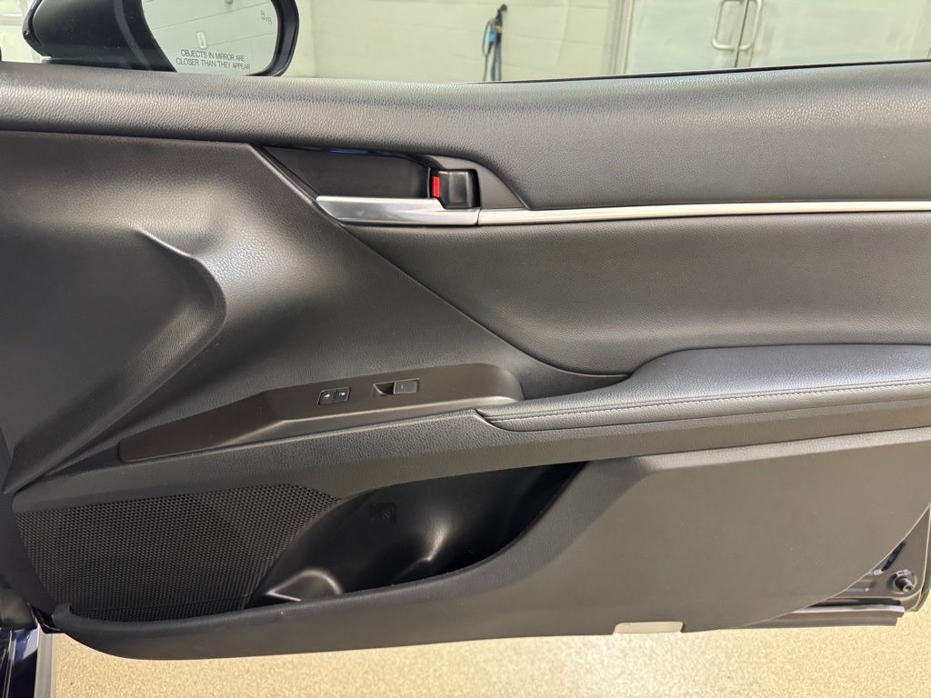 2021 Toyota Camry Hybrid XSE