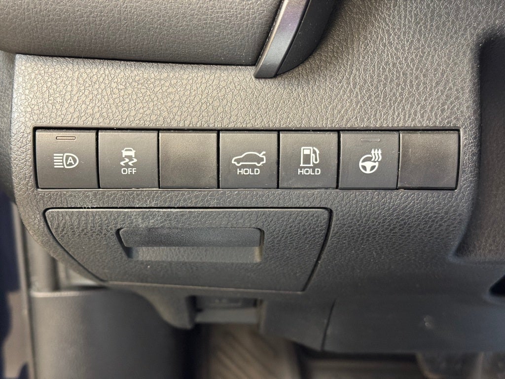 2021 Toyota Camry Hybrid XSE