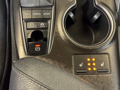 2021 Toyota Camry Hybrid XSE