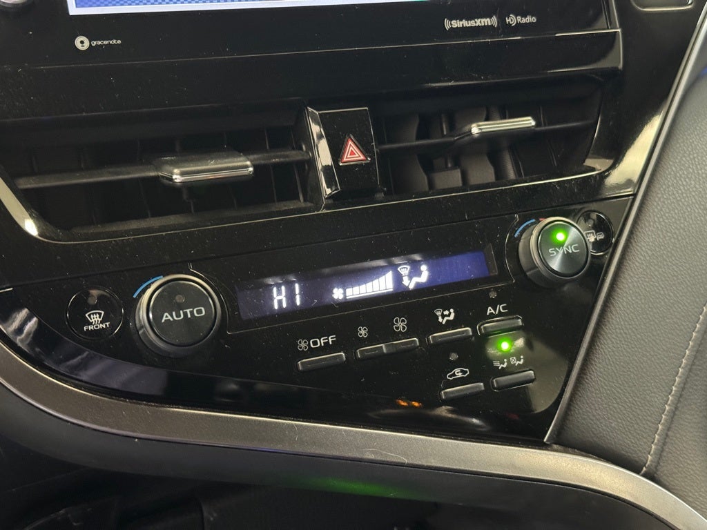 2021 Toyota Camry Hybrid XSE