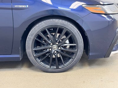 2021 Toyota Camry Hybrid XSE