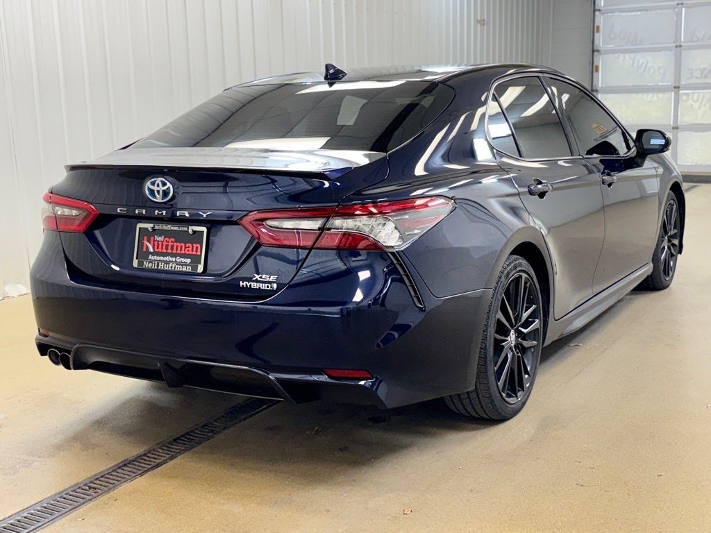 2021 Toyota Camry Hybrid XSE