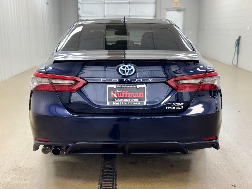 2021 Toyota Camry Hybrid XSE