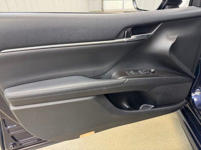 2021 Toyota Camry Hybrid XSE