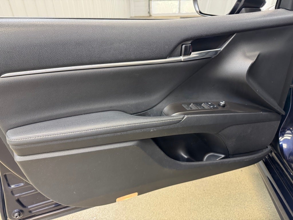 2021 Toyota Camry Hybrid XSE