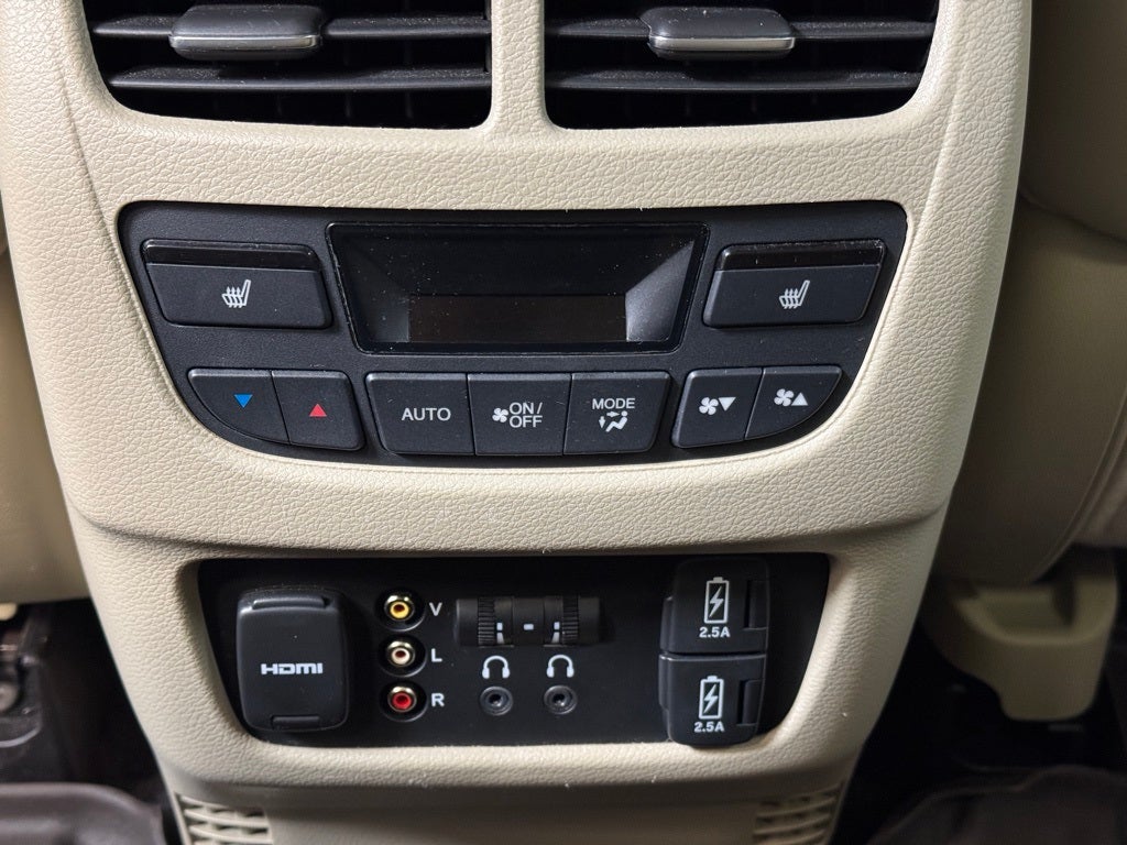 2017 Acura MDX 3.5L SH-AWD w/Advance & Entertainment Pkgs