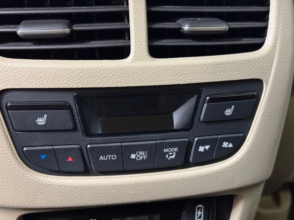 2017 Acura MDX 3.5L SH-AWD w/Advance & Entertainment Pkgs