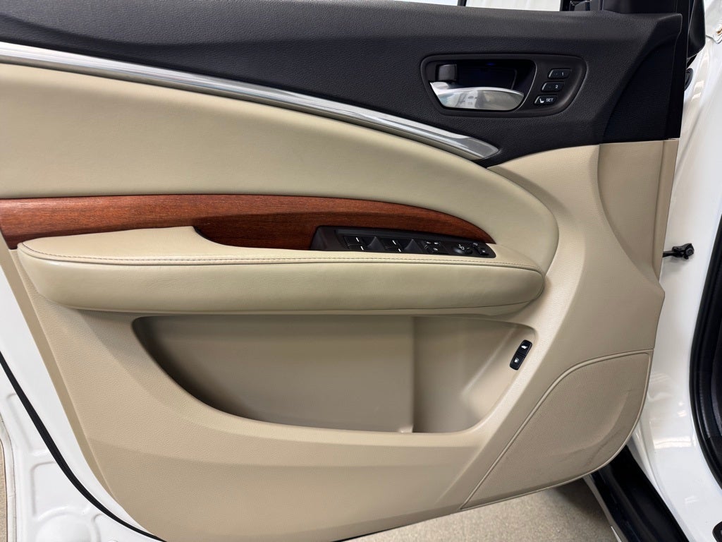 2017 Acura MDX 3.5L SH-AWD w/Advance & Entertainment Pkgs