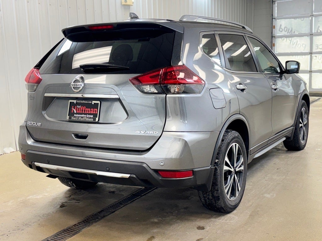 2020 Nissan Rogue SV