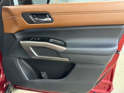 2023 Nissan Pathfinder Platinum