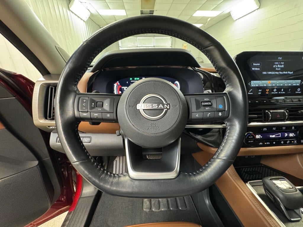 2023 Nissan Pathfinder Platinum