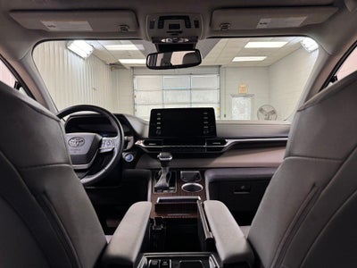 2024 Toyota Sienna XLE 7 Passenger