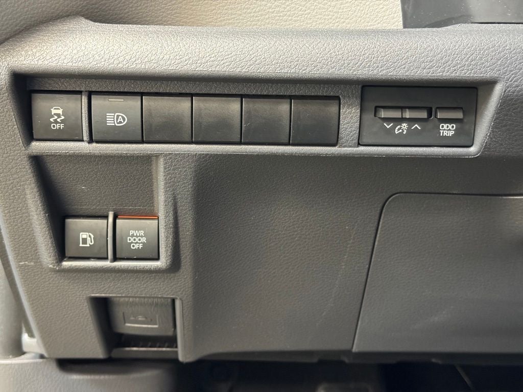 2024 Toyota Sienna XLE 7 Passenger