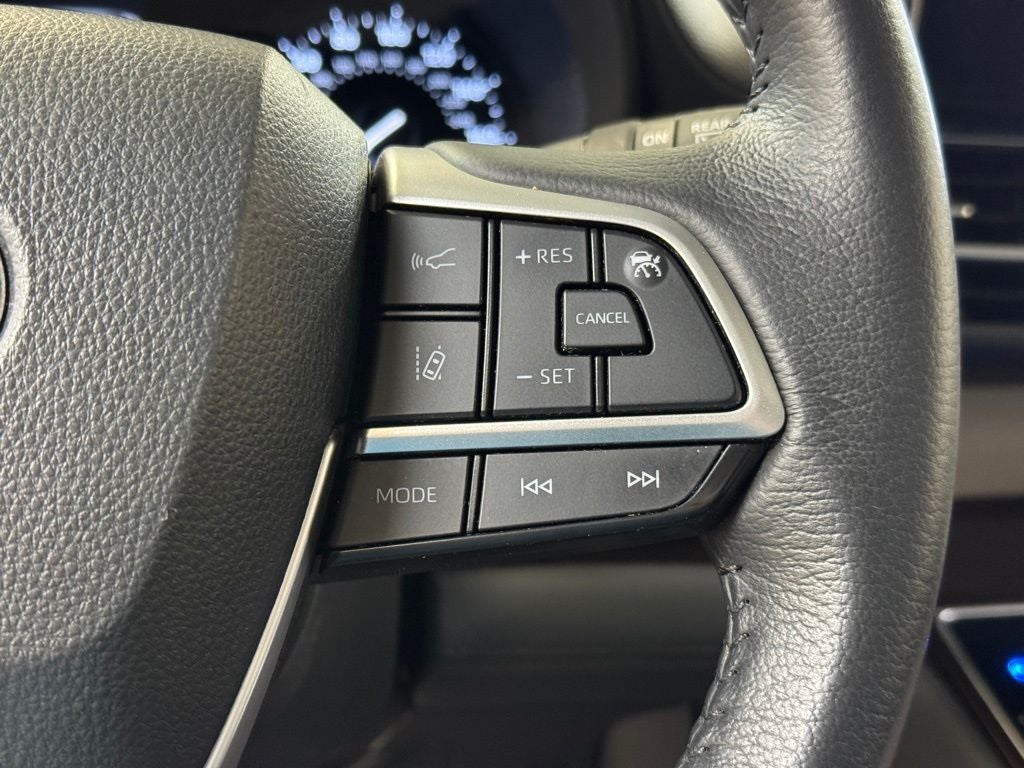 2024 Toyota Sienna XLE 7 Passenger