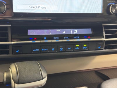 2024 Toyota Sienna XLE 7 Passenger