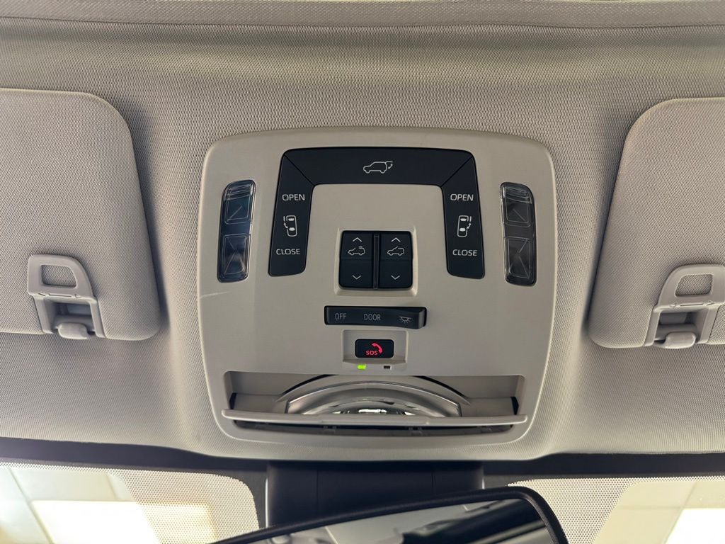 2024 Toyota Sienna XLE 7 Passenger