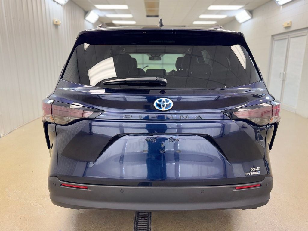 2024 Toyota Sienna XLE 7 Passenger