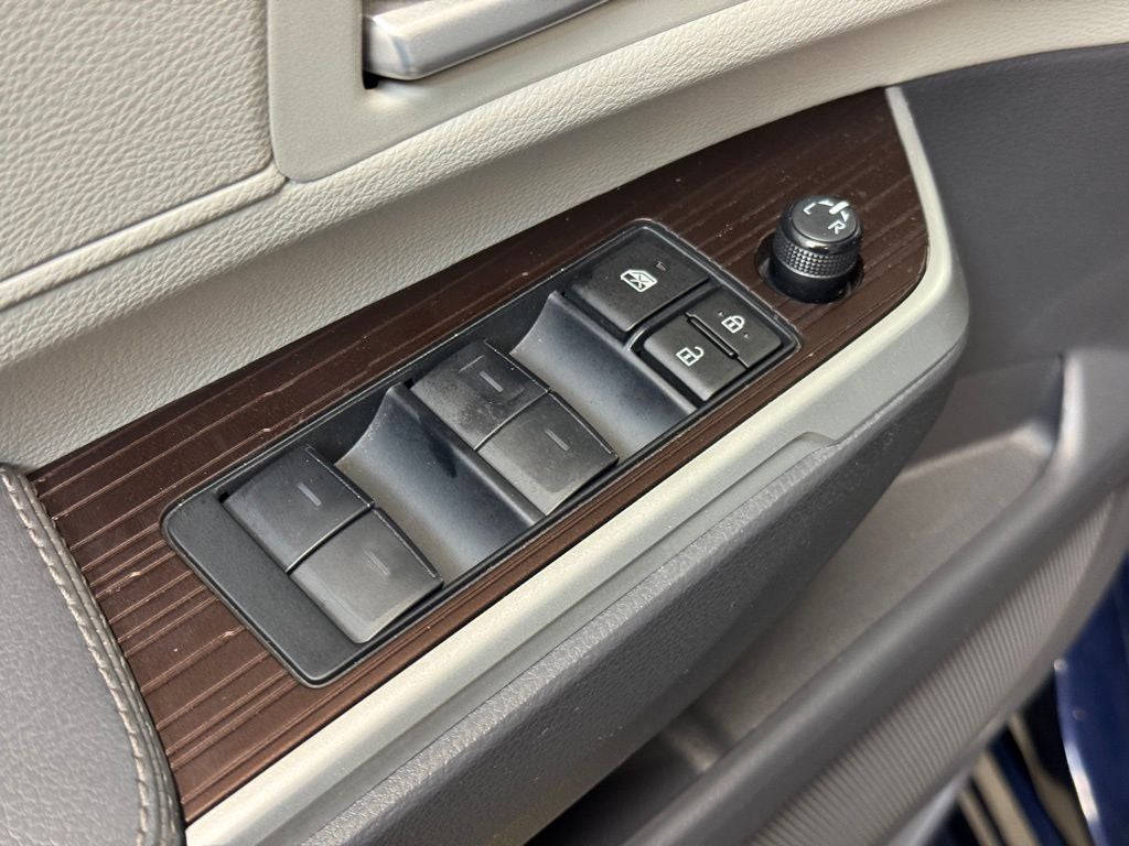 2024 Toyota Sienna XLE 7 Passenger