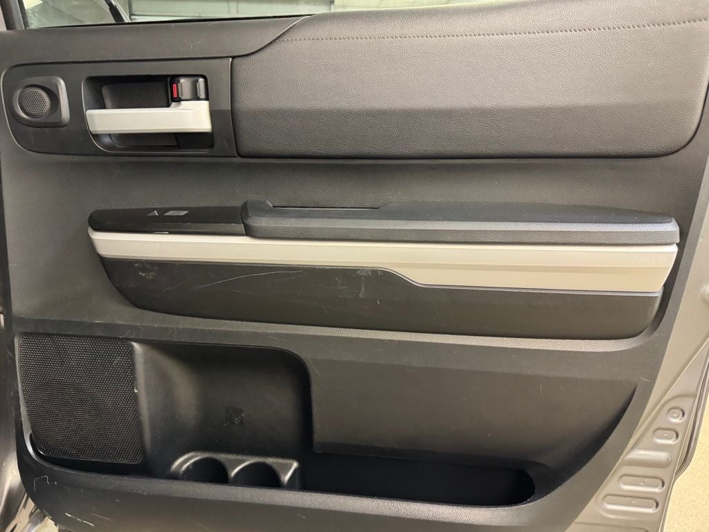 2018 Toyota Tundra SR5