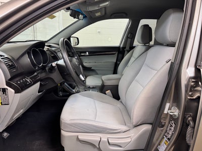2011 Kia Sorento LX