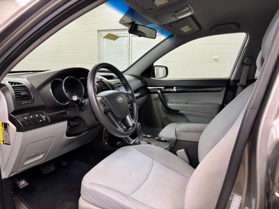 2011 Kia Sorento LX