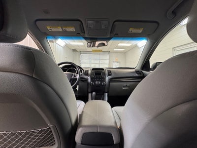 2011 Kia Sorento LX