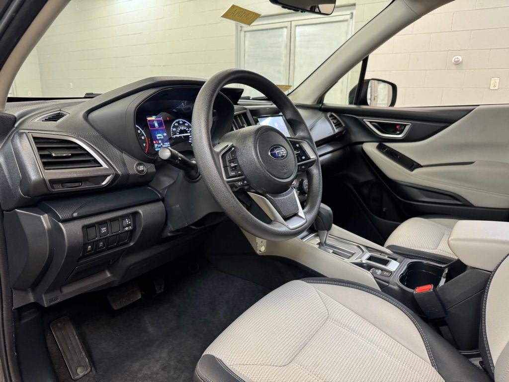 2023 Subaru Forester Base