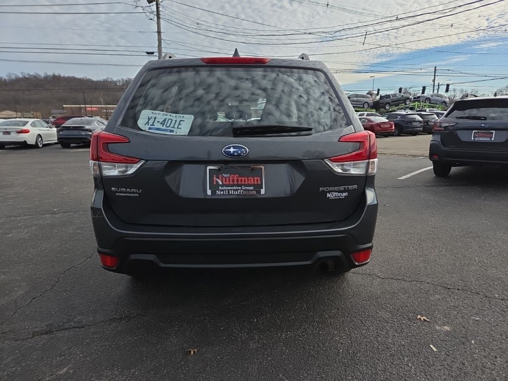 2023 Subaru Forester Base