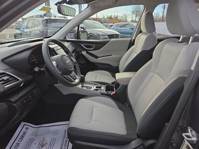 2023 Subaru Forester Base