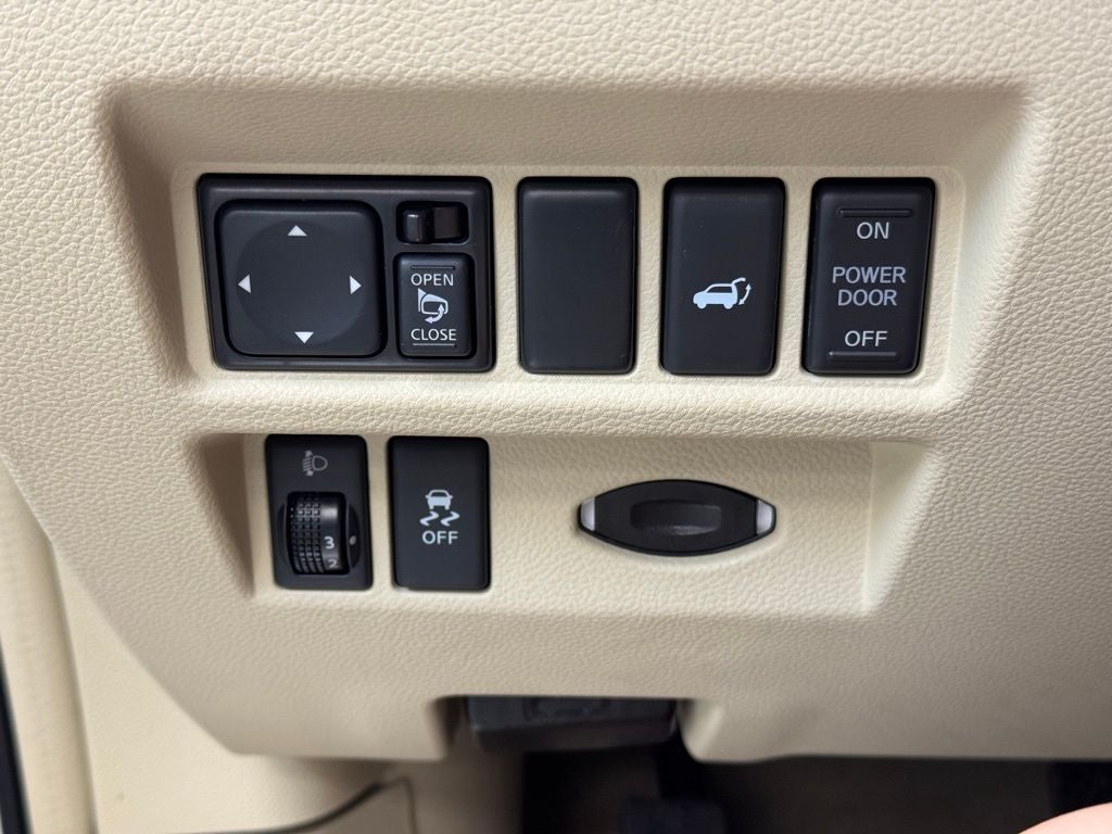 2014 INFINITI QX70 Base