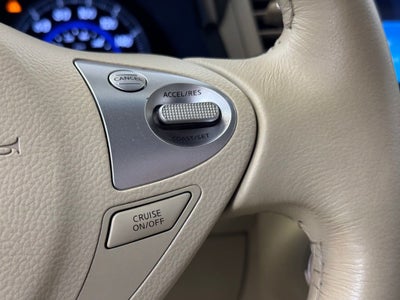 2014 INFINITI QX70 Base