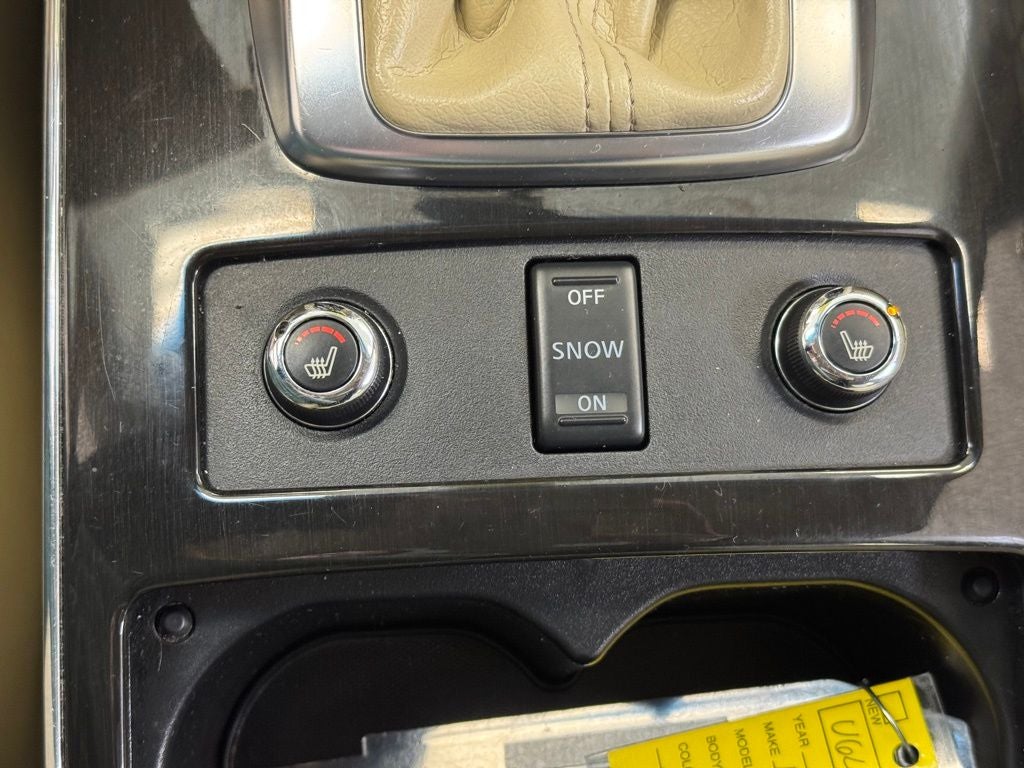 2014 INFINITI QX70 Base