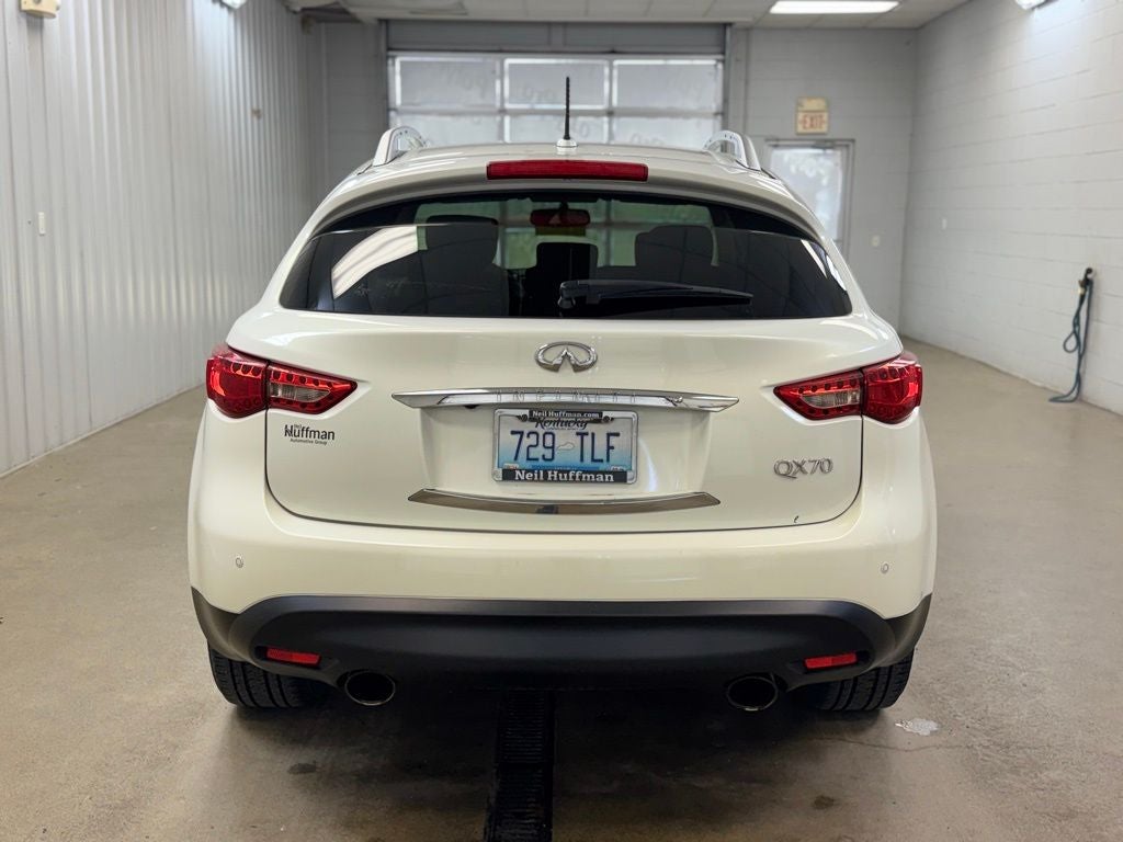 2014 INFINITI QX70 Base