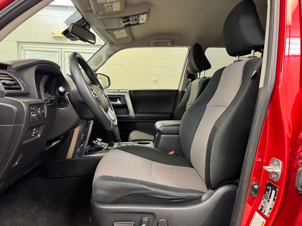 2022 Toyota 4Runner SR5