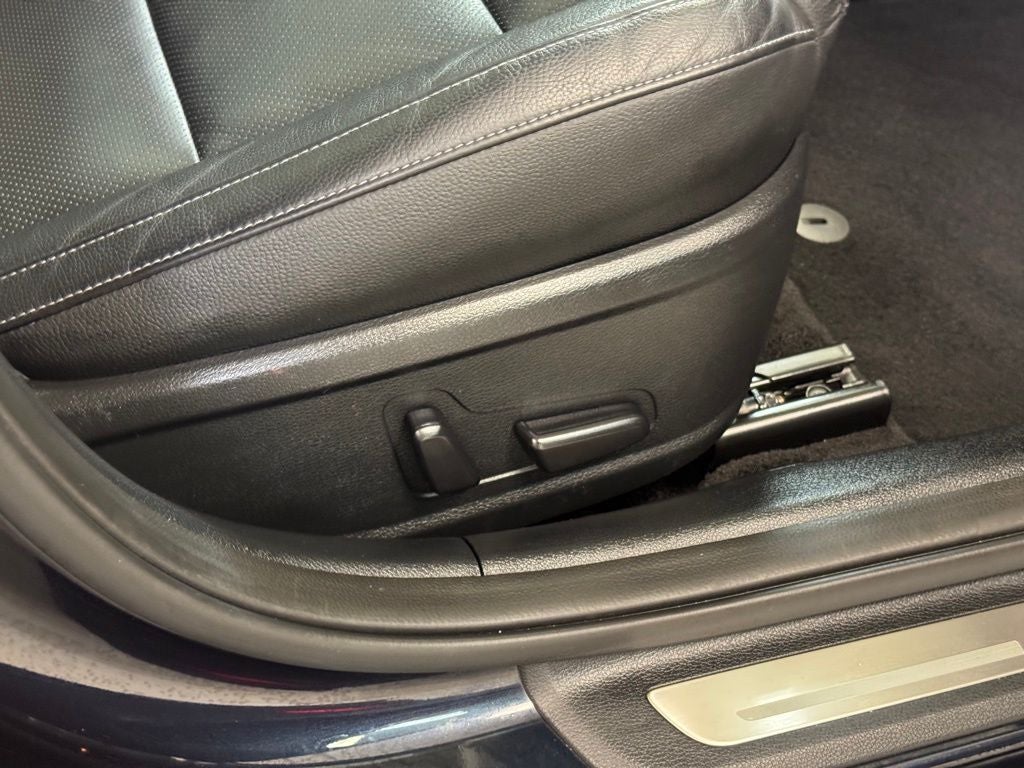 2019 Kia Cadenza Technology