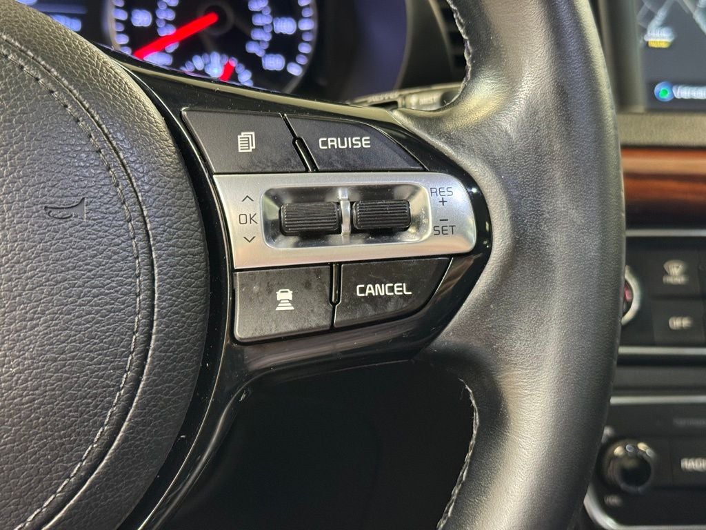 2019 Kia Cadenza Technology