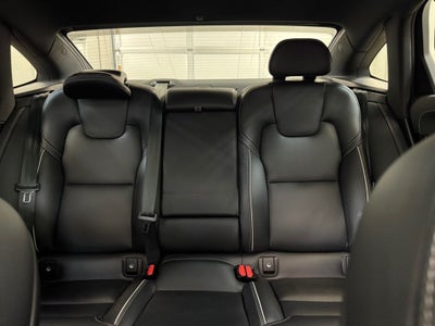 2022 Volvo S90 B6 R-Design