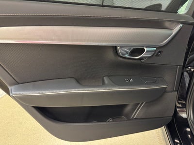 2022 Volvo S90 B6 R-Design