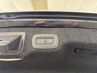 2022 Volvo S90 B6 R-Design