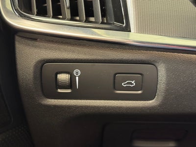 2022 Volvo S90 B6 R-Design