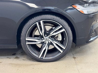 2022 Volvo S90 B6 R-Design