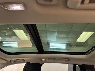 2024 Volvo XC90 B5 Plus