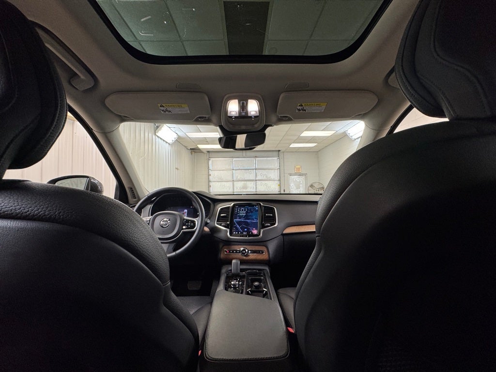 2024 Volvo XC90 B5 Plus