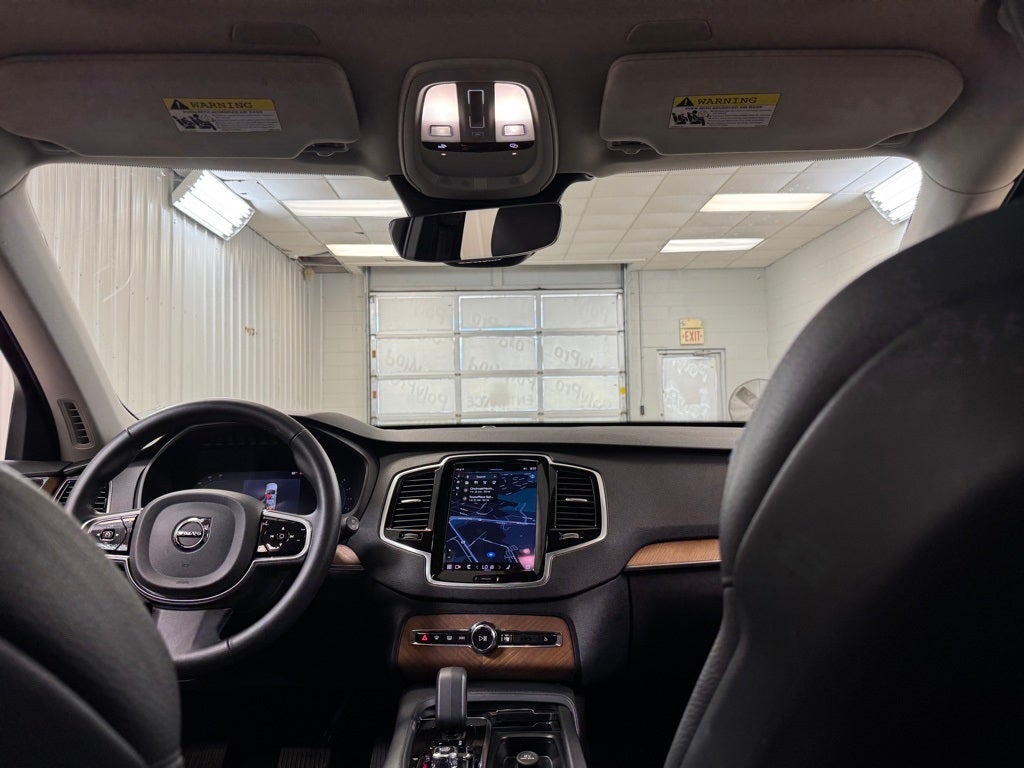 2024 Volvo XC90 B5 Plus