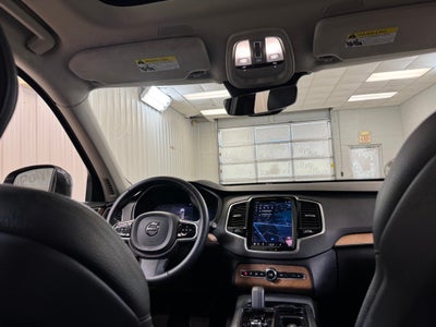 2024 Volvo XC90 B5 Plus