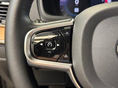 2024 Volvo XC90 B5 Plus