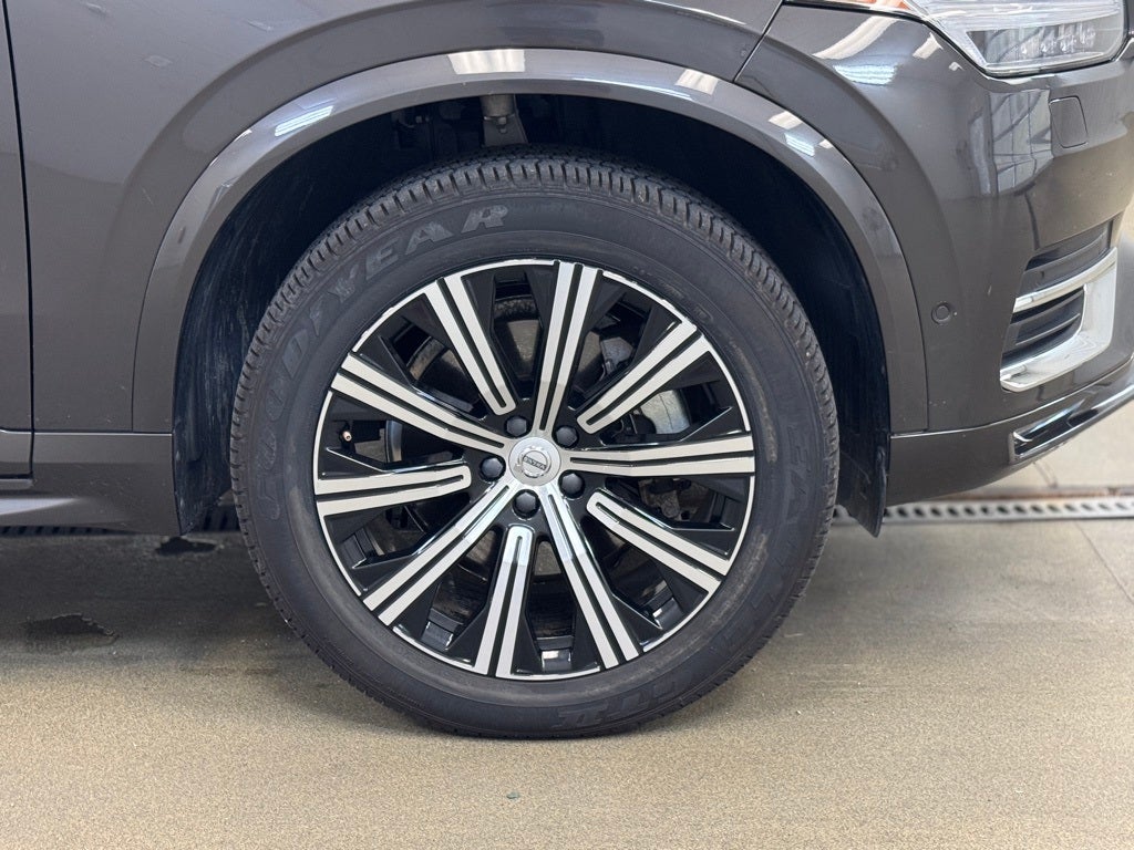 2024 Volvo XC90 B5 Plus