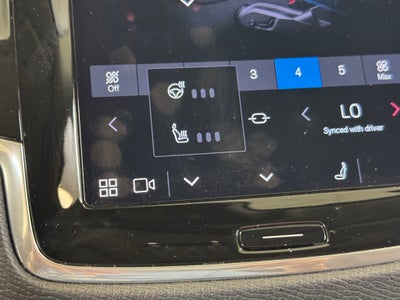 2024 Volvo XC90 B5 Plus