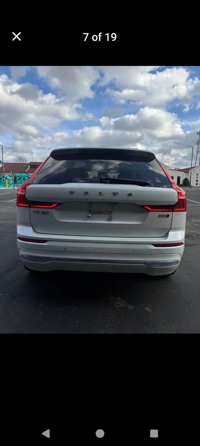 2023 Volvo XC60 B5 Plus Bright Theme
