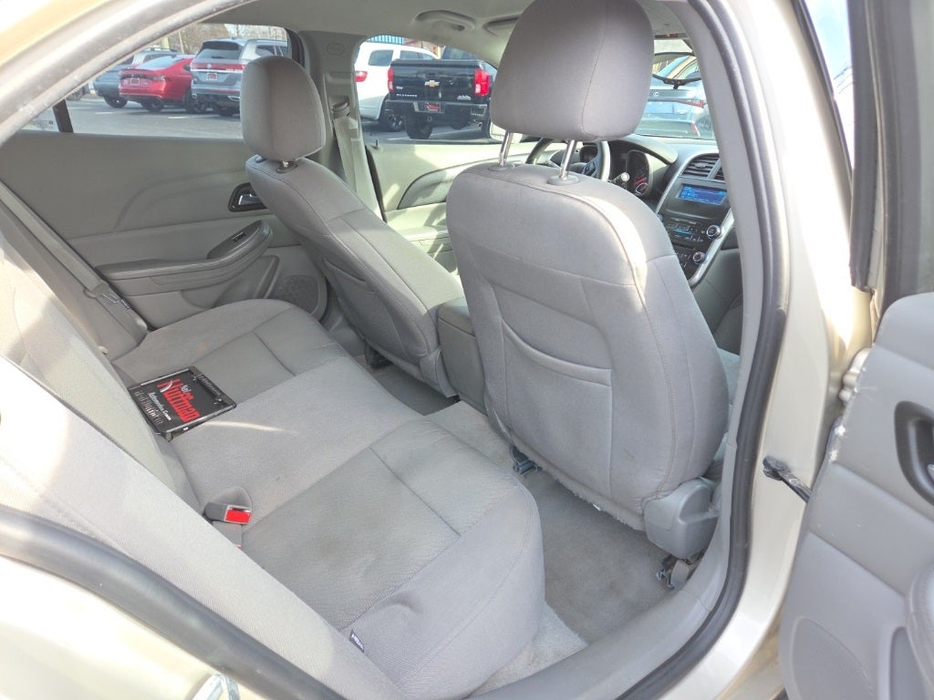 2014 Chevrolet Malibu LS 1LS